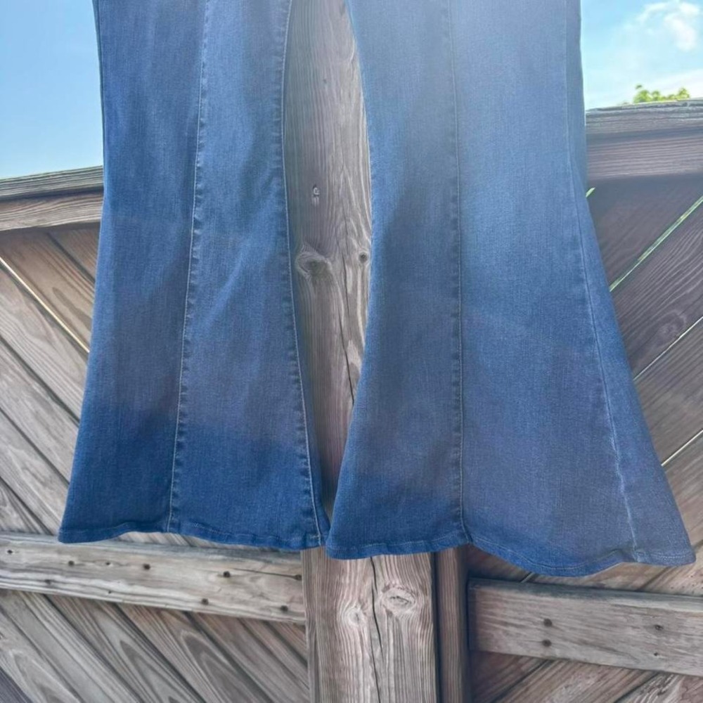 Judy Blue Super Flare Jeans Women's Plus Size 16W Denim Blue Boho Hippie Girly - Picture 4 of 8